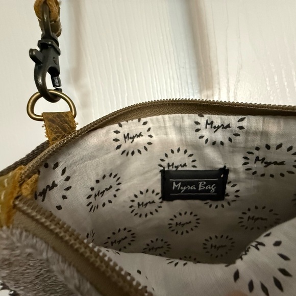 Myra Crossbody Gray and Black Patterned Women's Bag - Picture 5 of 12